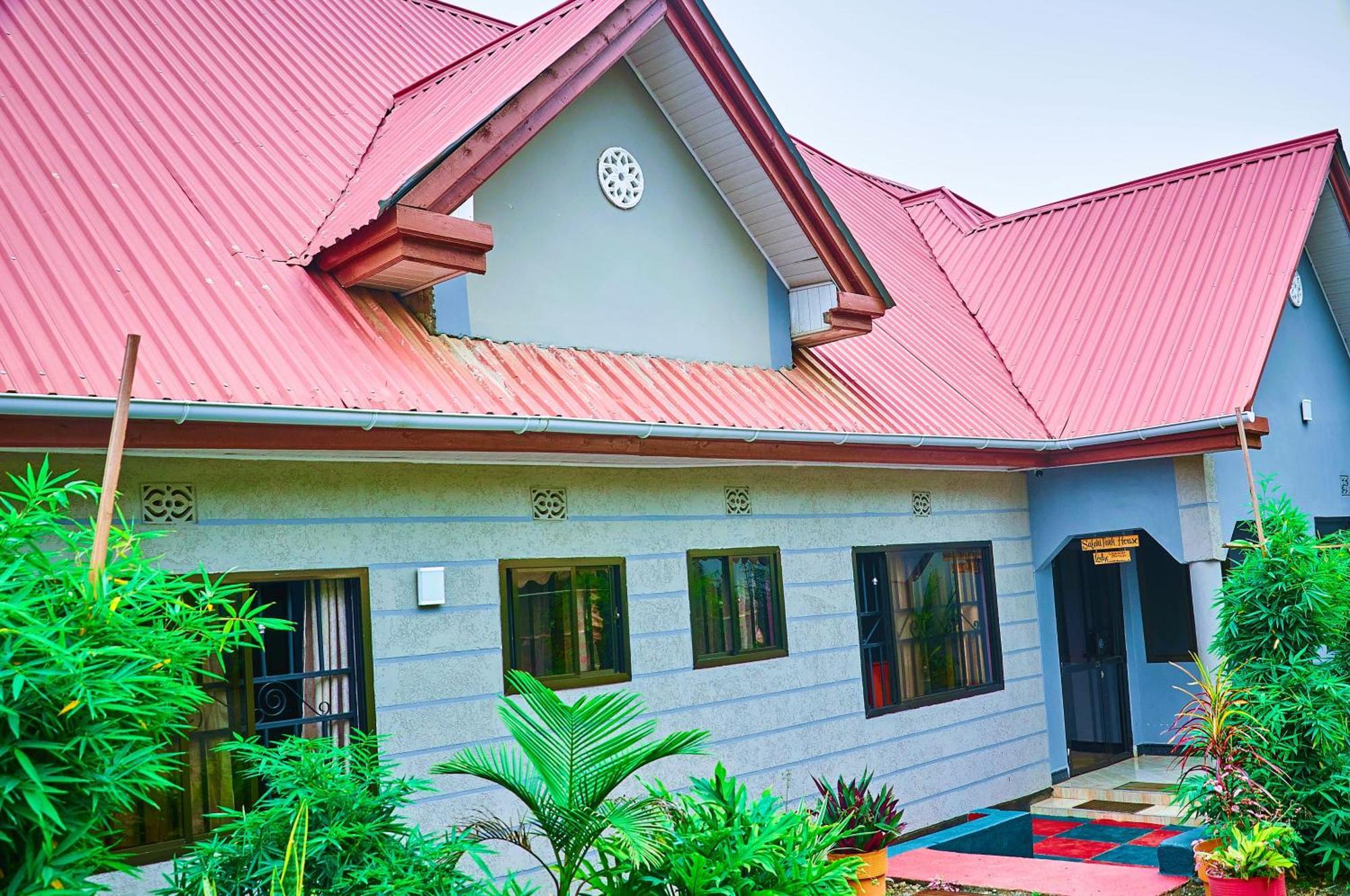 Safari Park House Panzió Arusha Kültér fotó