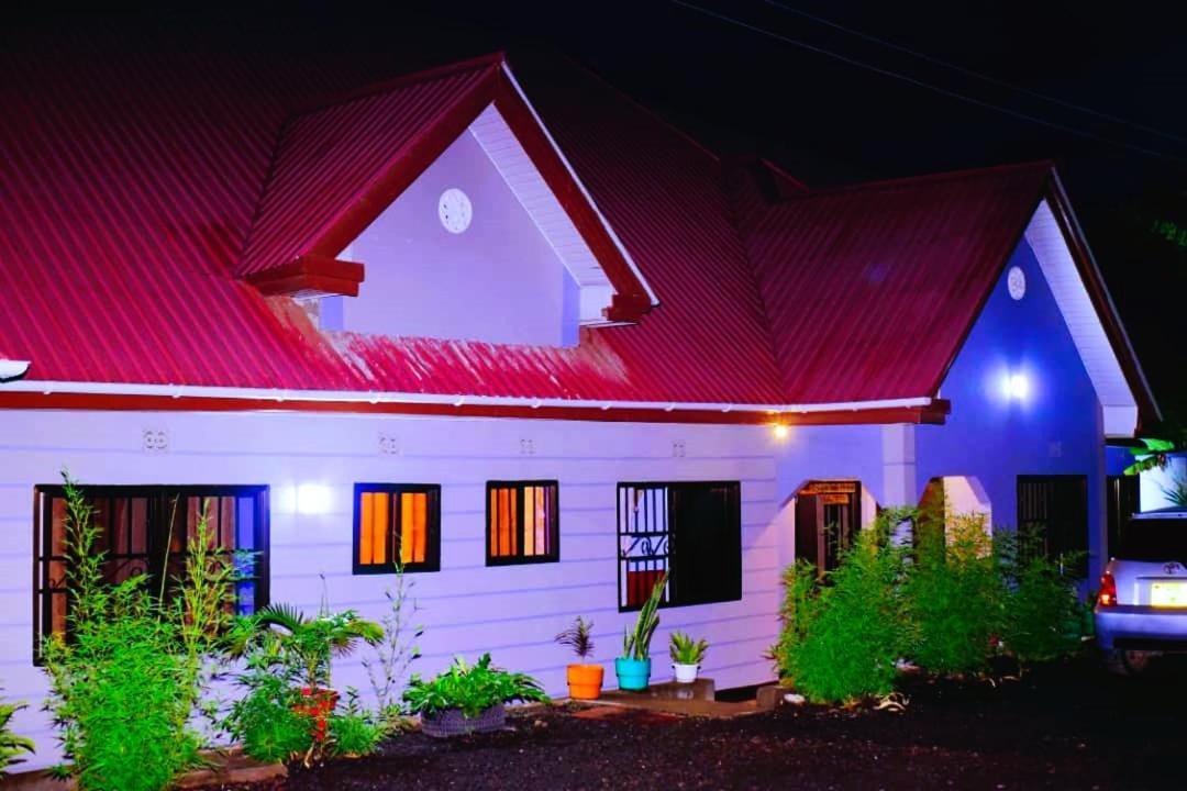 Safari Park House Panzió Arusha Kültér fotó